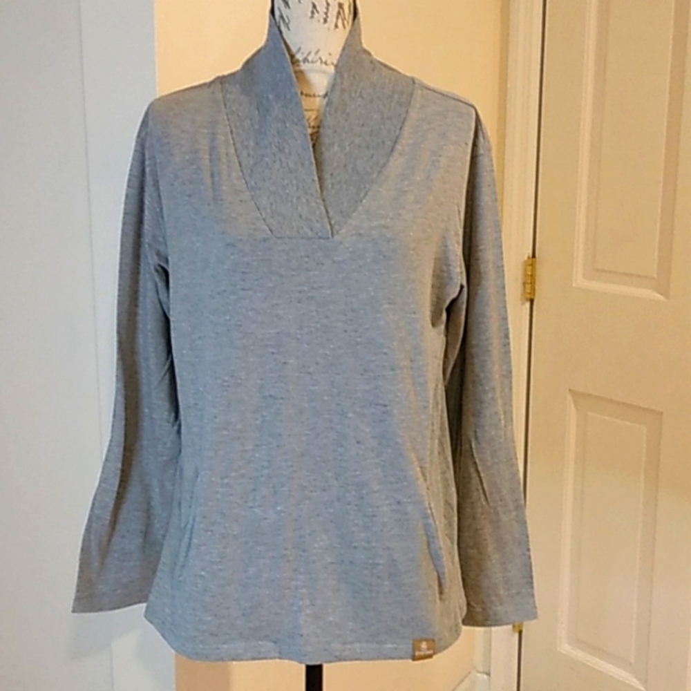 Hydra Active by United Emirates sweater gray color